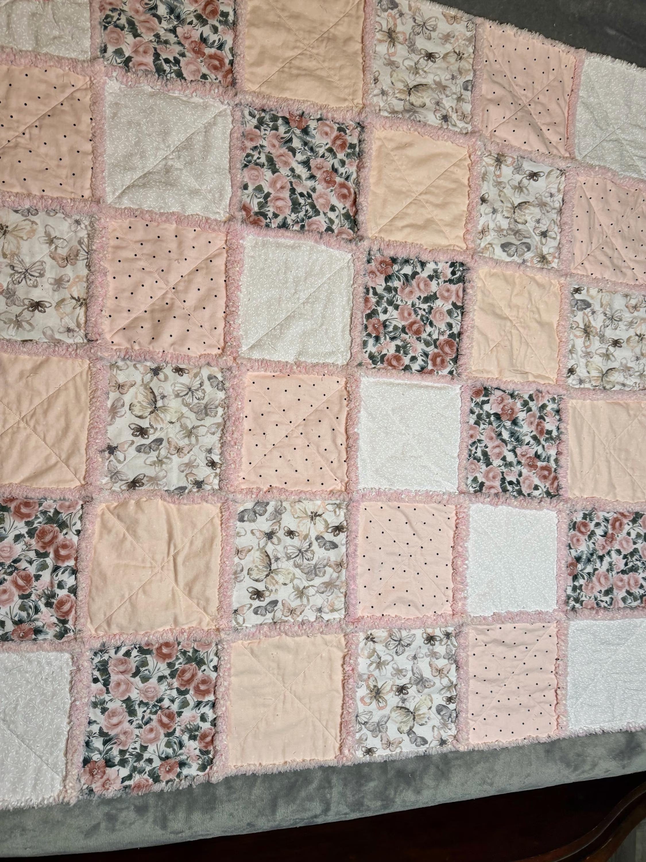 Blush Floral Rag Quilt